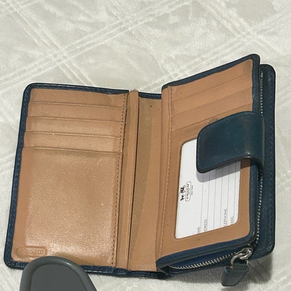 Coach Grey Monogram Madison Isabelle Op Art Signature Bag w/FREE Wallet - Picture 10 of 11